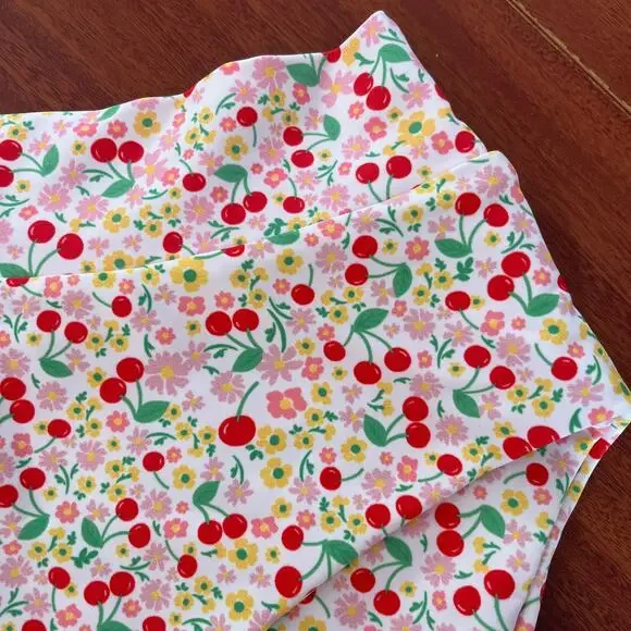 Skatie• Scarlette bikini Bottoms in CARMEL Cherry Print - Picture 6 of 11